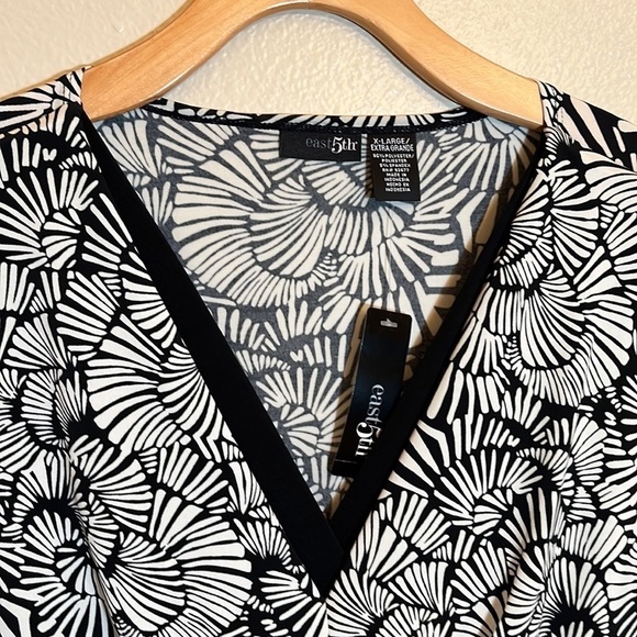 Nwt East 5th Black and White Tank Top - Picture 2 of 12